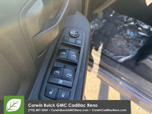2020 RAM 2500 Tradesman Crew Cab 4X4 6'4' Box