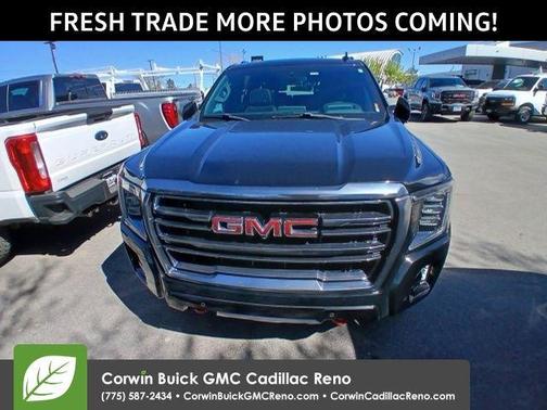 2022 GMC Yukon XL 4WD AT4