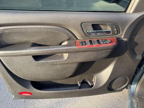 2010 Cadillac Escalade Premium