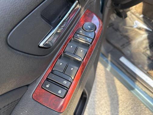 2010 Cadillac Escalade Premium