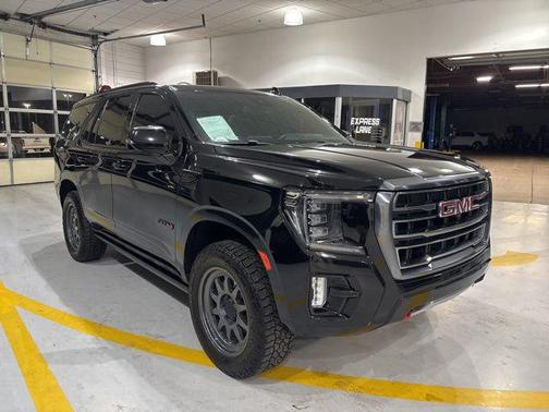 Onyx Black 2023 GMC Yukon 4WD AT4
