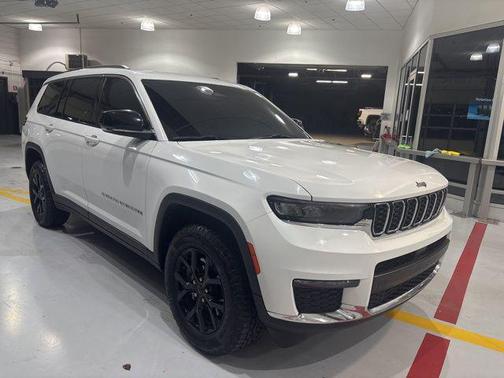 Bright White Clearcoat 2023 Jeep Grand Cherokee L Limited