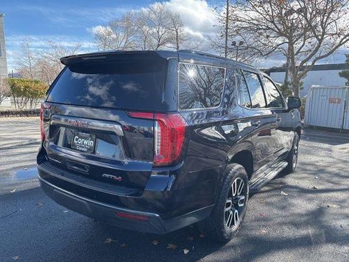 2023 GMC Yukon 4WD AT4
