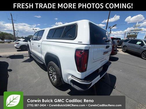 Summit White 2023 GMC Sierra 1500 AT4