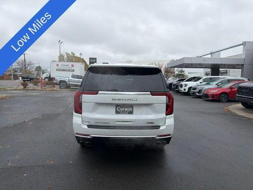 2025 GMC Yukon XL Denali