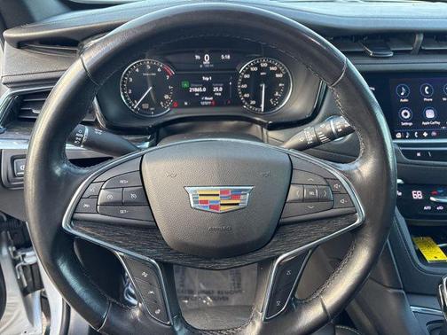 2020 Cadillac XT5 Premium Luxury