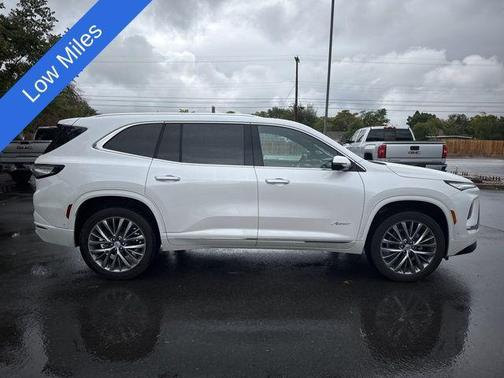 2025 Buick Enclave Avenir FWD