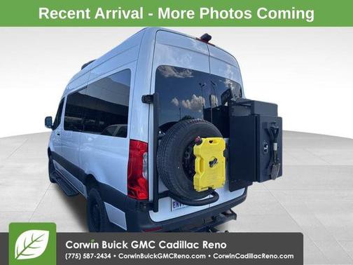 2022 Mercedes-Benz Sprinter 2500 Standard Roof