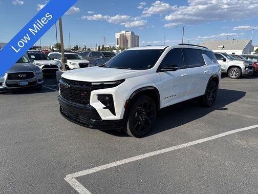 2024 Chevrolet Traverse RS
