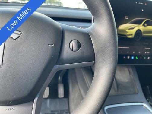 2024 Tesla Model Y Long Range Dual Motor All-Wheel Drive