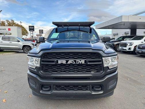 2022 RAM 2500 Tradesman Regular Cab 4x4 8' Box
