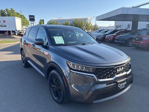 Gravity Grey 2023 Kia Sorento LX