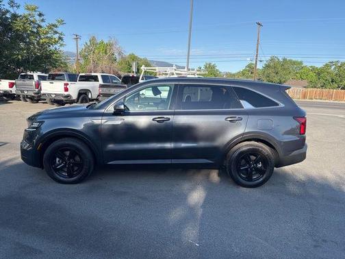 Gravity Grey 2023 Kia Sorento LX