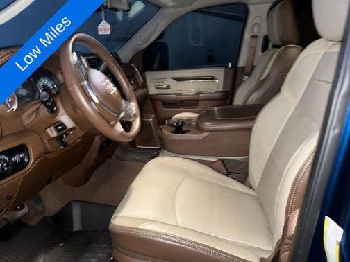 2023 RAM 2500 Laramie Crew Cab 4x4 6'4' Box