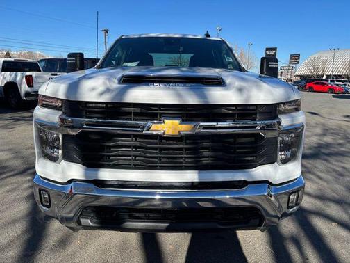 2025 Chevrolet Silverado 3500 LT