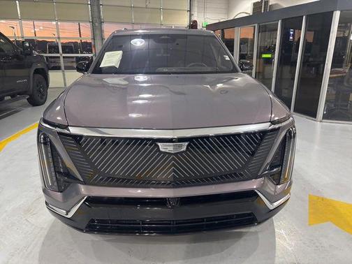 Celestial Metallic 2026 Cadillac VISTIQ Luxury