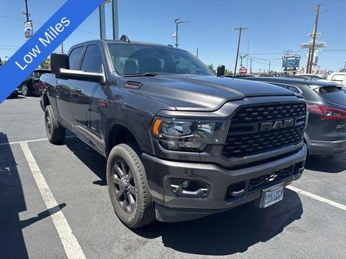 2022 RAM 2500 Big Horn Crew Cab 4x4 6'4' Box