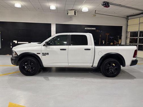 2021 RAM 1500 Classic Warlock Crew Cab 4x4 5'7' Box
