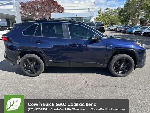 2020 Toyota RAV4 Hybrid SE