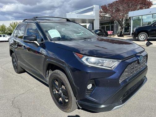 2020 Toyota RAV4 Hybrid SE