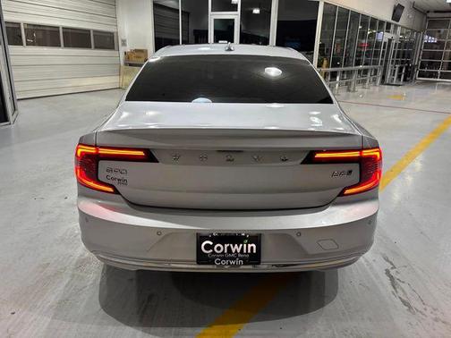 2022 Volvo S90 B6 Inscription