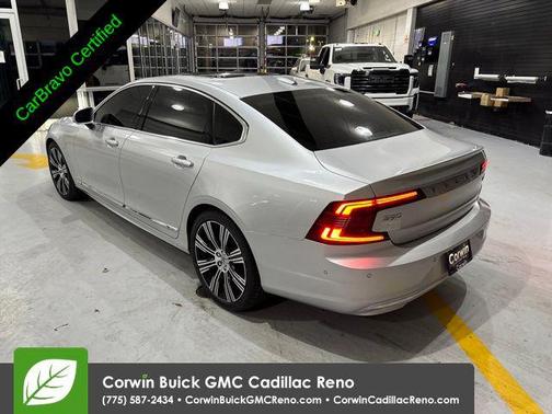 2022 Volvo S90 B6 Inscription