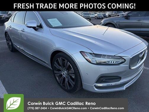 2022 Volvo S90 B6 Inscription