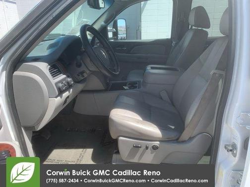 2008 Chevrolet Silverado 3500 LTZ Crew Cab