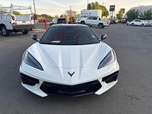 Arctic White 2023 Chevrolet Corvette Stingray w/1LT