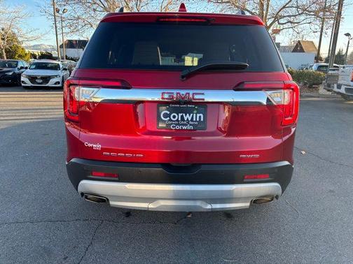 2023 GMC Acadia AWD SLE