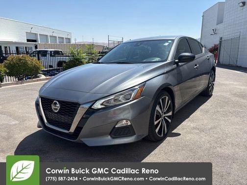 2022 Nissan Altima SR Intelligent AWD