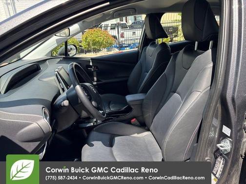 2022 Toyota Prius Prime XLE
