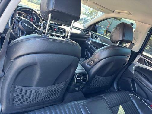 2019 Genesis G70 3.3T Advanced