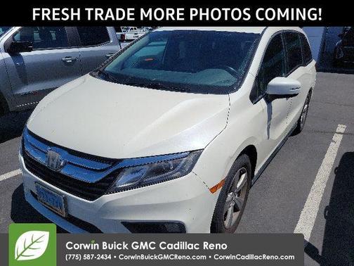 White Diamond Pearl 2019 Honda Odyssey EX-L