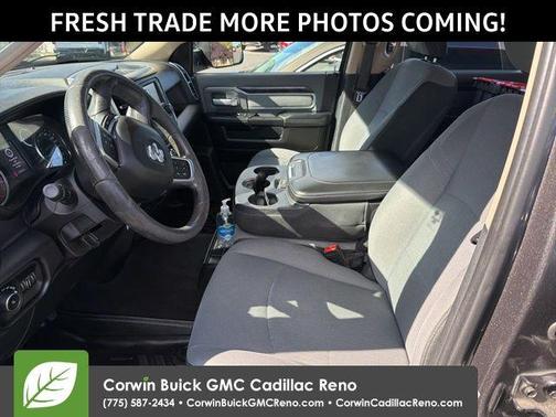 Granite Crystal Metallic Clearcoat 2019 RAM 2500 Big Horn Crew Cab 4x4 6'4' Box
