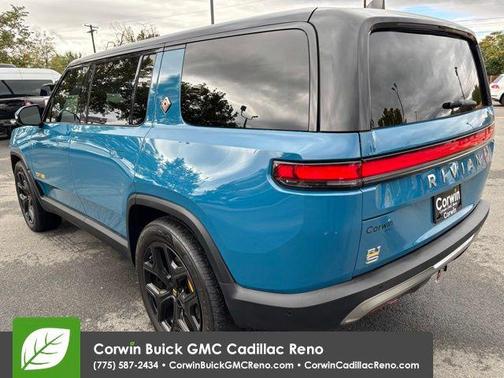 2023 Rivian R1S Adventure
