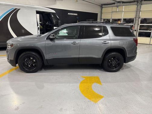 2021 GMC Acadia AWD AT4