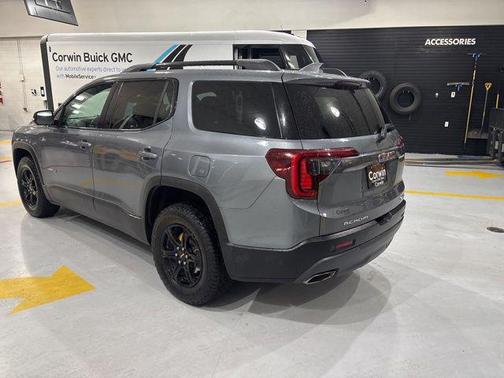2021 GMC Acadia AWD AT4
