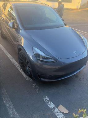 2023 Tesla Model Y Performance Dual Motor All-Wheel Drive