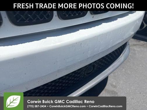 Bright White Clearcoat 2021 Jeep Cherokee Latitude Lux