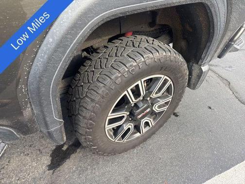 2022 GMC Sierra 2500 AT4