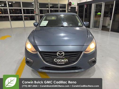 2015 Mazda Mazda3 i Sport