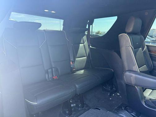 2022 Cadillac Escalade Premium Luxury