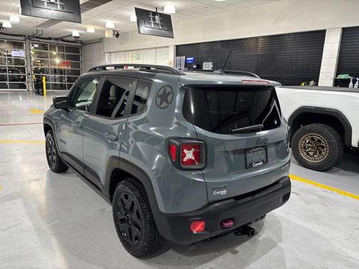 Anvil 2017 Jeep Renegade Trailhawk
