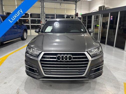 Samurai Gray Metallic 2019 Audi Q7 45 Premium Plus