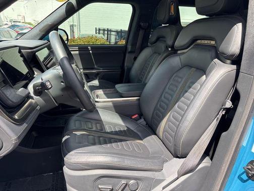 2023 Rivian R1S Adventure