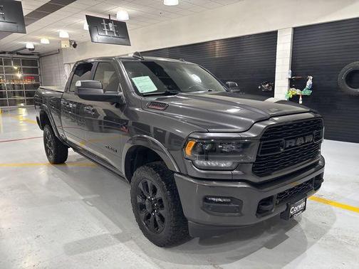 Granite Crystal Metallic Clearcoat 2022 RAM 2500 Limited Crew Cab 4x4 6'4' Box