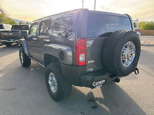 2008 Hummer H3 Alpha