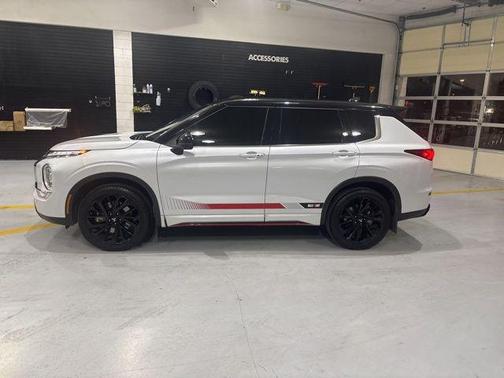 2023 Mitsubishi Outlander Ralliart S-AWC