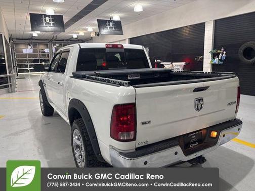 Bright White Clearcoat 2013 RAM 1500 SLT